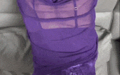 【我的极品丈母娘】老婆出轨被我发现后，我怒气冲冲的跑来她娘家准备闹事，可是只有丈母娘在，我愤怒的对丈母娘说了来龙去脉！谁料丈母娘穿着紫色战袍帮我泻火，还说给我操一次，就别追究她女儿出轨的事情了！ #中出 #人妻 #熟女