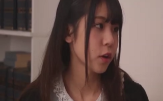 单身一辈子的大学教授却被文学系学生妹永野一夏破了矜持 STARS-220