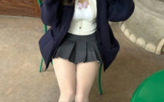 抖音15万粉美女『小水不哭』私拍 定制福利合集露脸紫薇啪啪丝袜足交穷人女神富人精盆玩物【NV 3.4G】