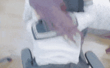 【童颜巨乳Coser福利姬】顶级BBW吊钟大奶萝莉鲜「鮮奶茶」FO露脸私拍，被富二代男友圈养调教成小母狗乳交啪啪