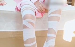 【足控】妹妹换着丝袜足交