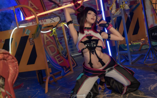 36【COSPLAY带视频】咬一口兔娘(yiko湿润兔) 『街霸-韩蛛俐』 [81P1V]