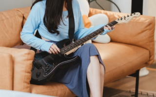 rioko凉凉子 - NO.074 吉他妹妹系带裙 [45P-639MB]